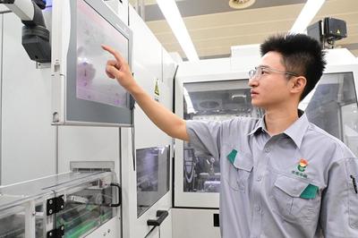 安徽中烟合肥卷烟厂卷接包车间 数字化赋能精益生产